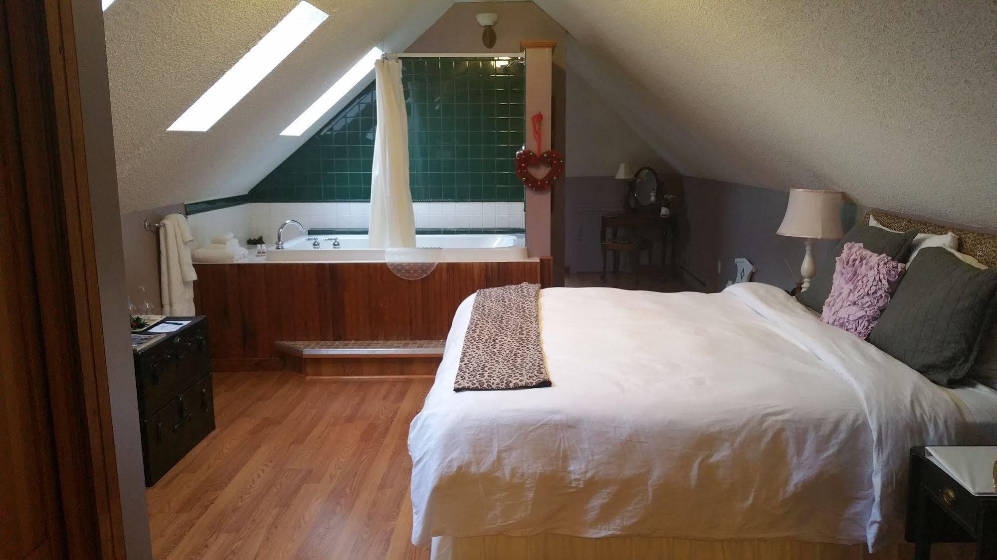Bed and breakfast The At Ragged Edge 2*